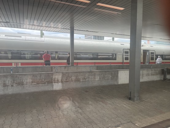 An ICE on the opposite platform in Mannheim 